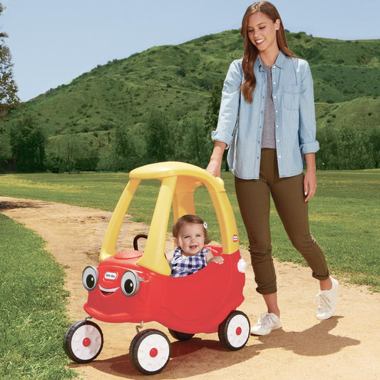 Cozy Coupe with Working Door, Horn & Removable Floorboard